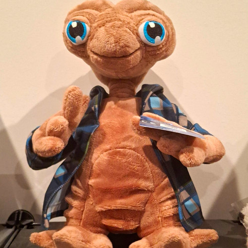 Universal studios plush - universal,